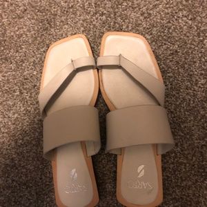 Frank sari white sandals